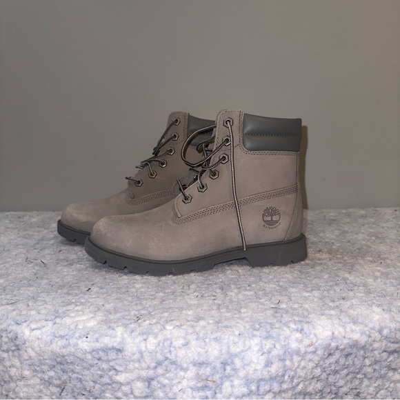 NWOT Gray Timberland Waterproof Boots Women Size US 6 - Picture 9 of 10